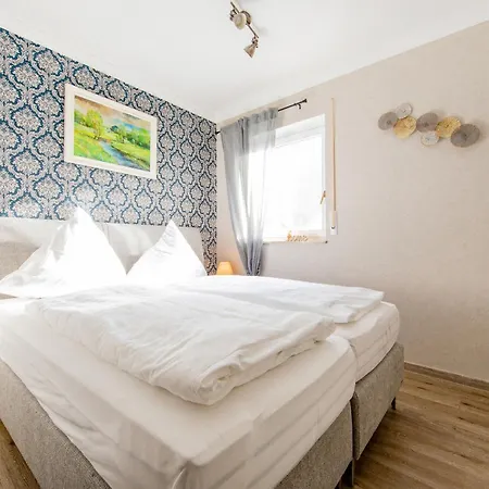 Hotel Landgasthaus Zum Kreuzberg Schonbach (Vulkaneifel)