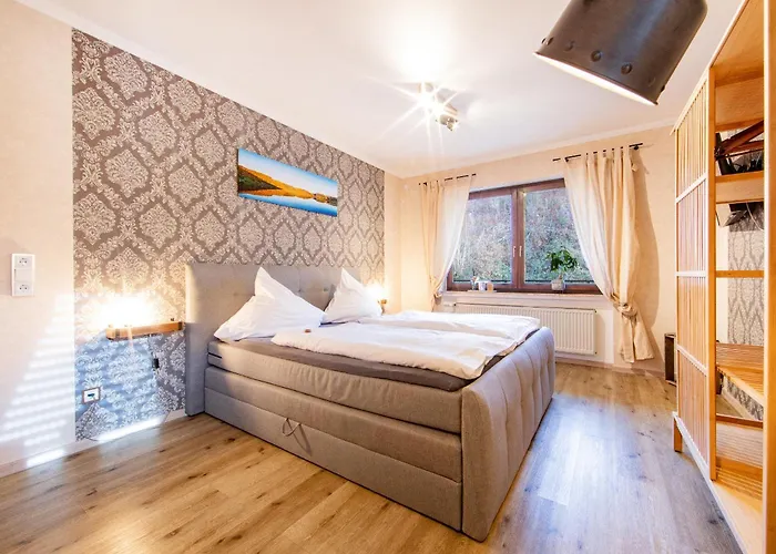 Landgasthaus Zum Kreuzberg 2* Schonbach (Vulkaneifel)