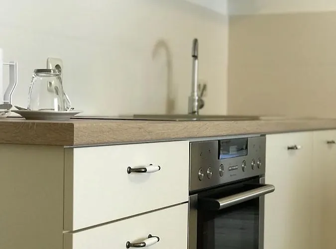 Hotel Landgasthaus Zum Kreuzberg Schonbach (Vulkaneifel)