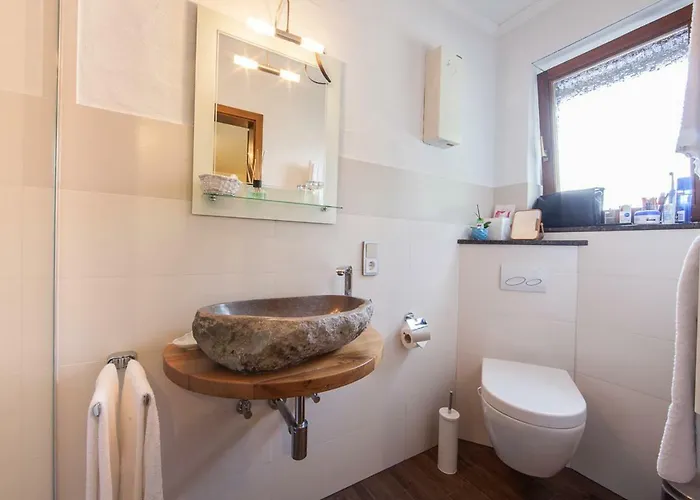 Hotel Landgasthaus Zum Kreuzberg