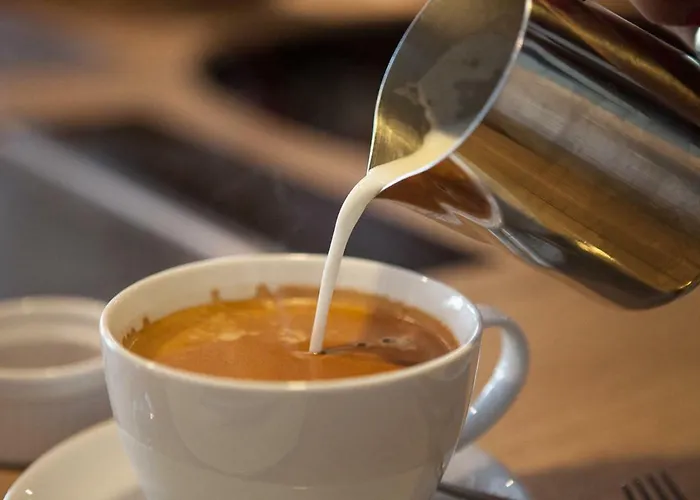 Hotel Landgasthaus Zum Kreuzberg Schonbach (Vulkaneifel)