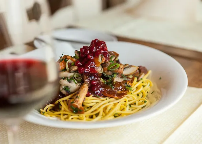 Hotel Landgasthaus Zum Kreuzberg Schonbach (Vulkaneifel)