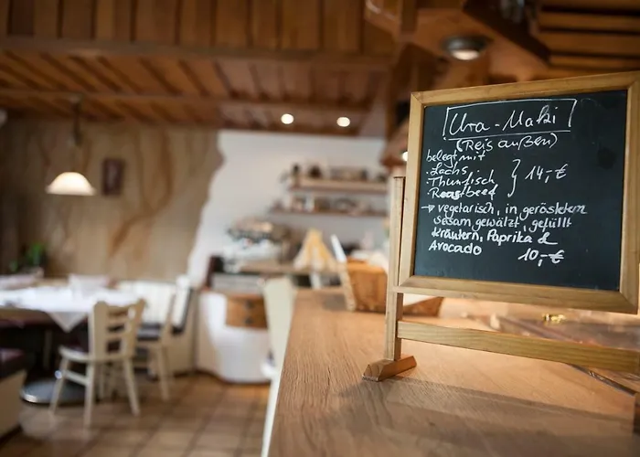 Landgasthaus Zum Kreuzberg 2*